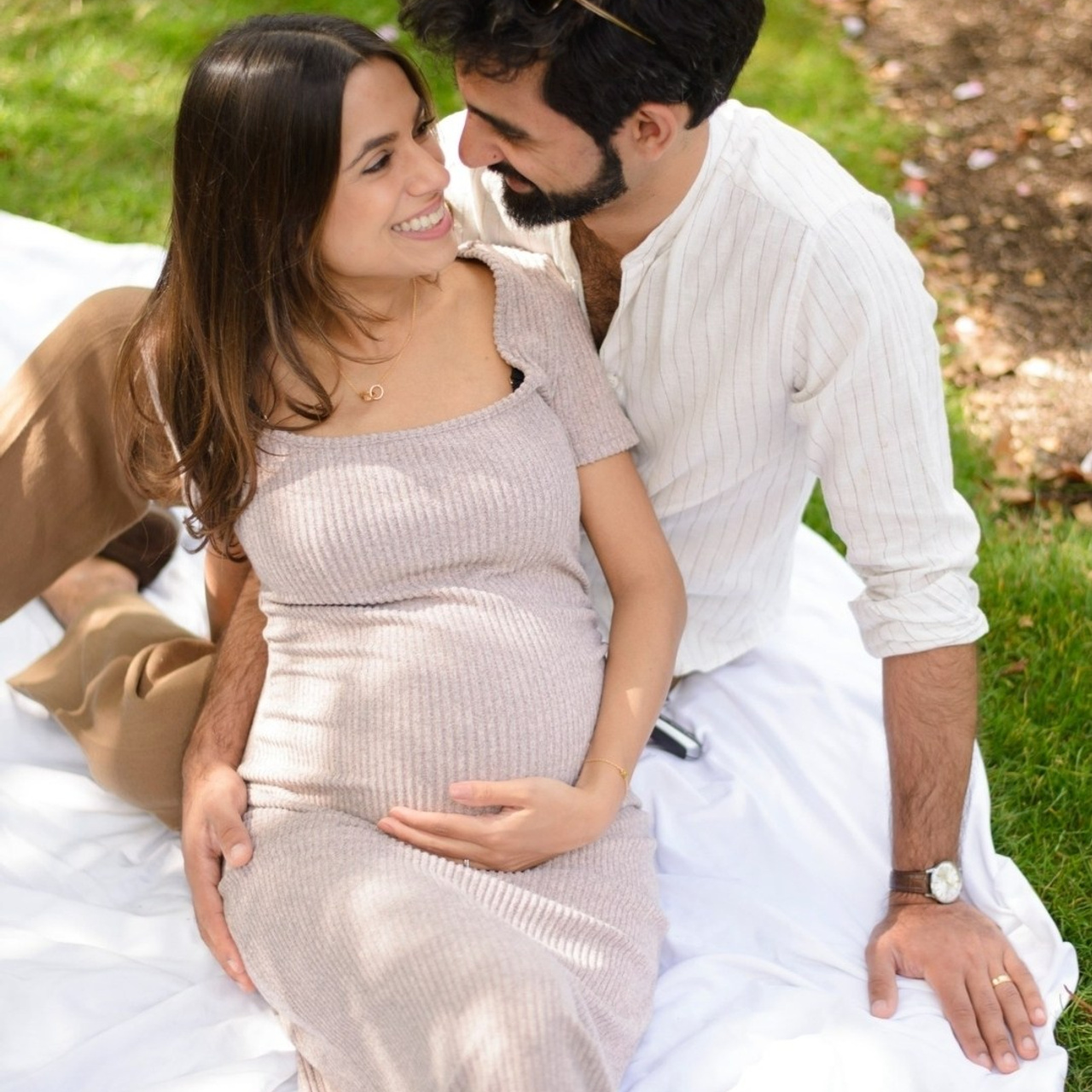 Reviews. Julia Kuzmovych personal and pregnancy photographer in London