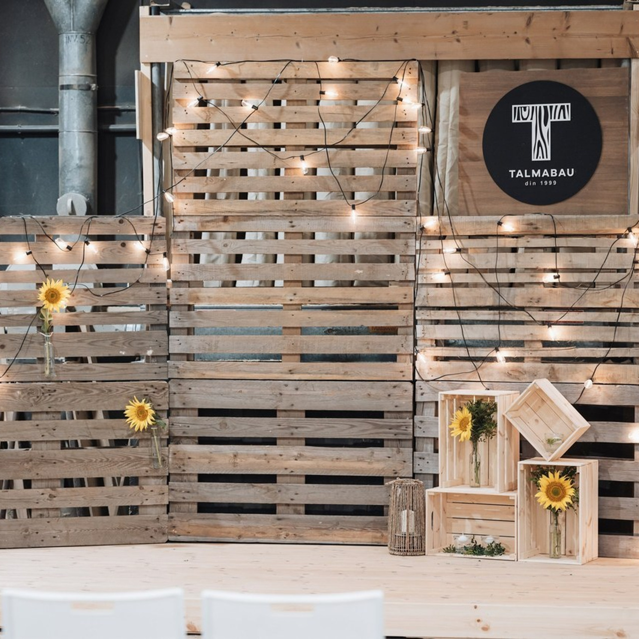 Recenzii. Minimalistart