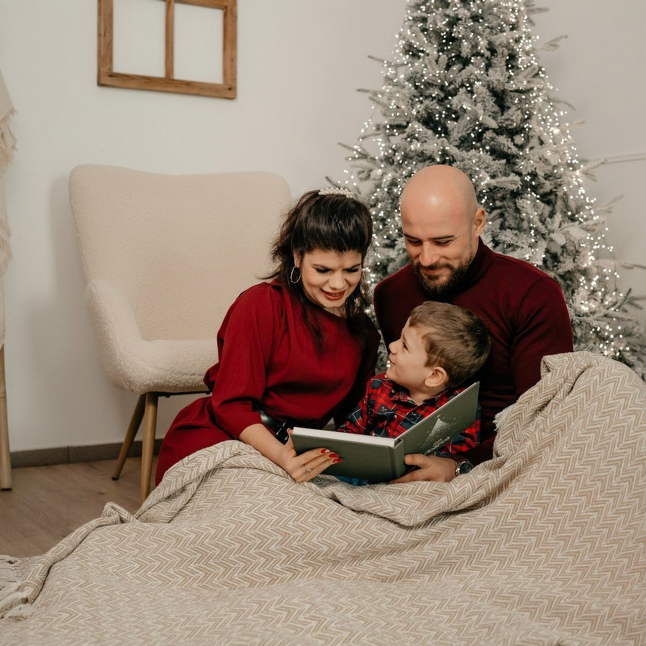 Recenzii. Raw Studio. Fotograful tau de nunta!