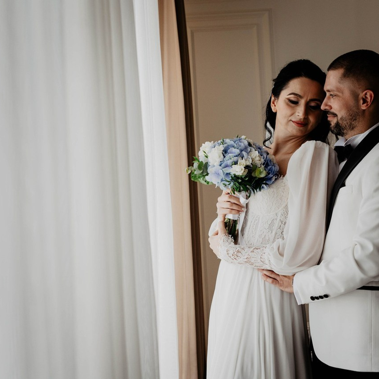 Recenzii Website. Dream Studio Galați – ședințe foto profesionale pentru familie, portrete și evenimente