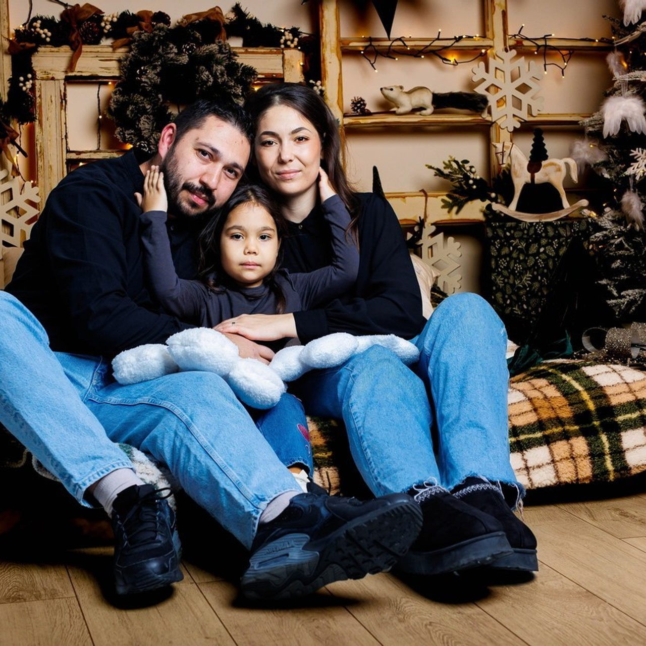 Recenzii Website. Dream Studio Galați – ședințe foto profesionale pentru familie, portrete și evenimente