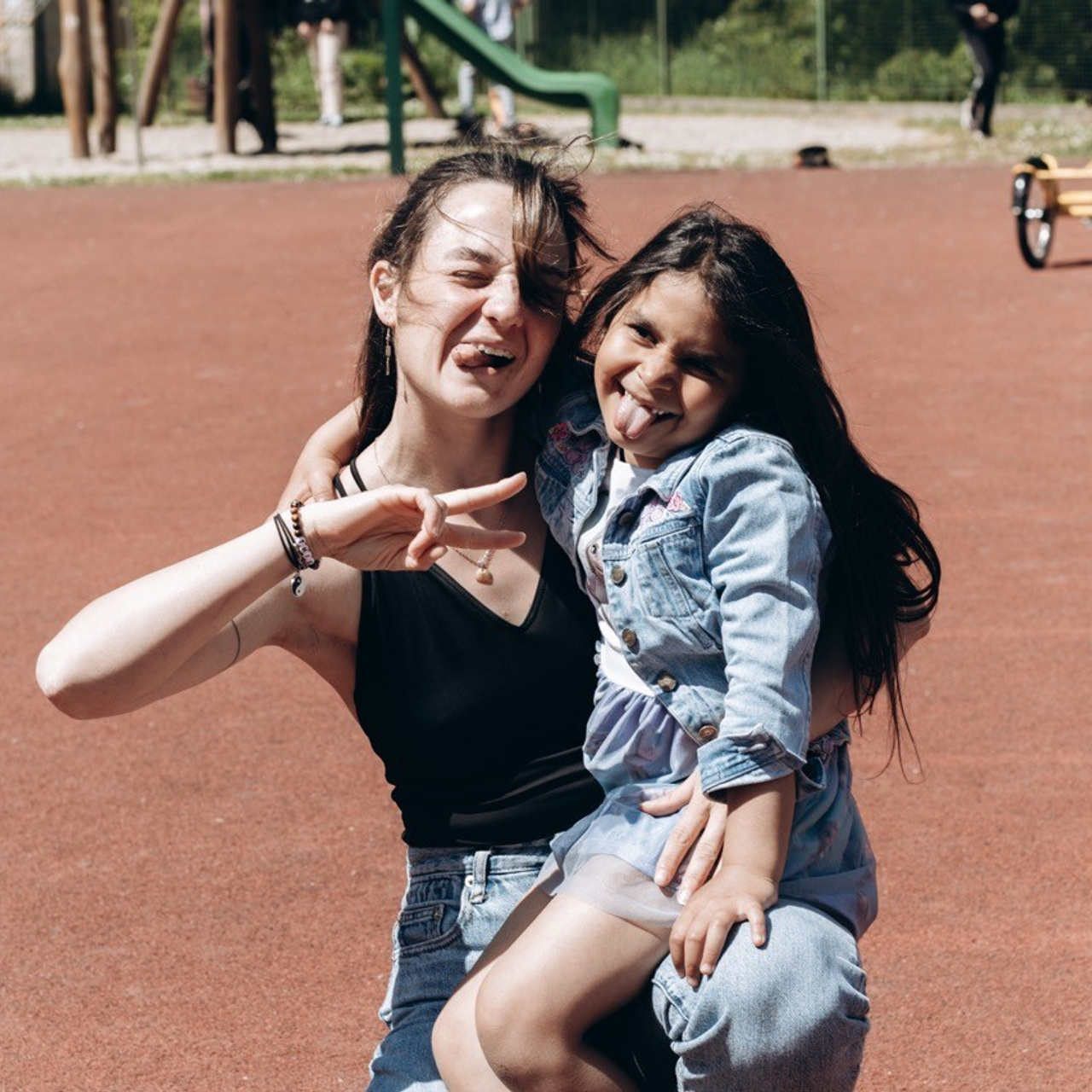 ABOUT. Dana Lišková — Empathetic Photographer | Introspective Artist |Neurodivergent Coach | Founder of Artepy.cz