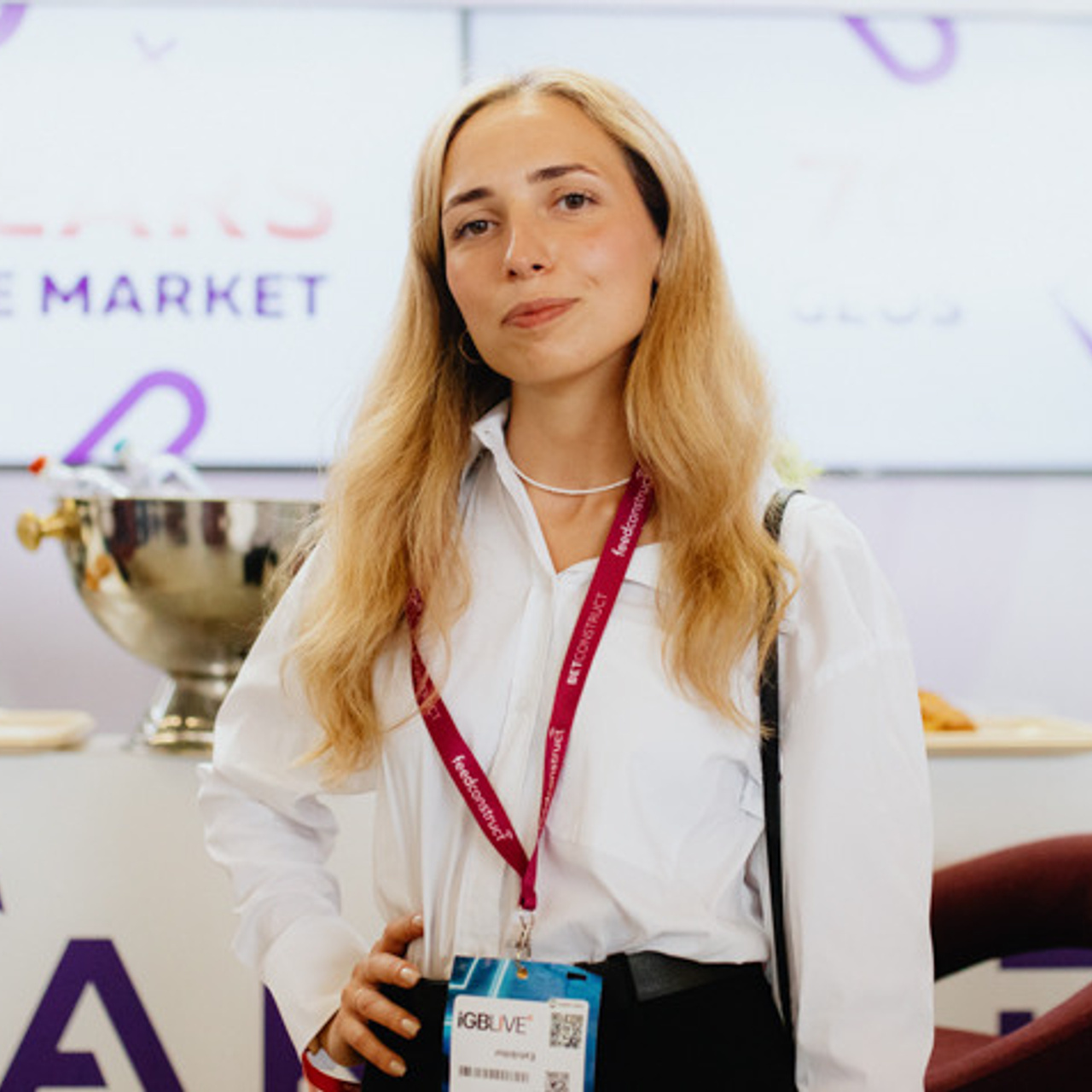 Reviews. Maria Abramkina