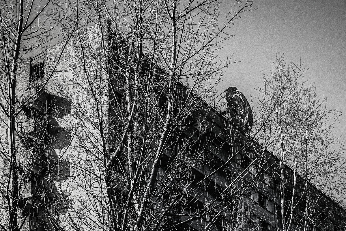«ОСТАВЛЕННЫЙ» — город Припять после аварии на Чернобыле. Фотограф, коллекционер винтажных открыток и создатель историй на пересечении прошлого и личного. Ирина Дайнакова