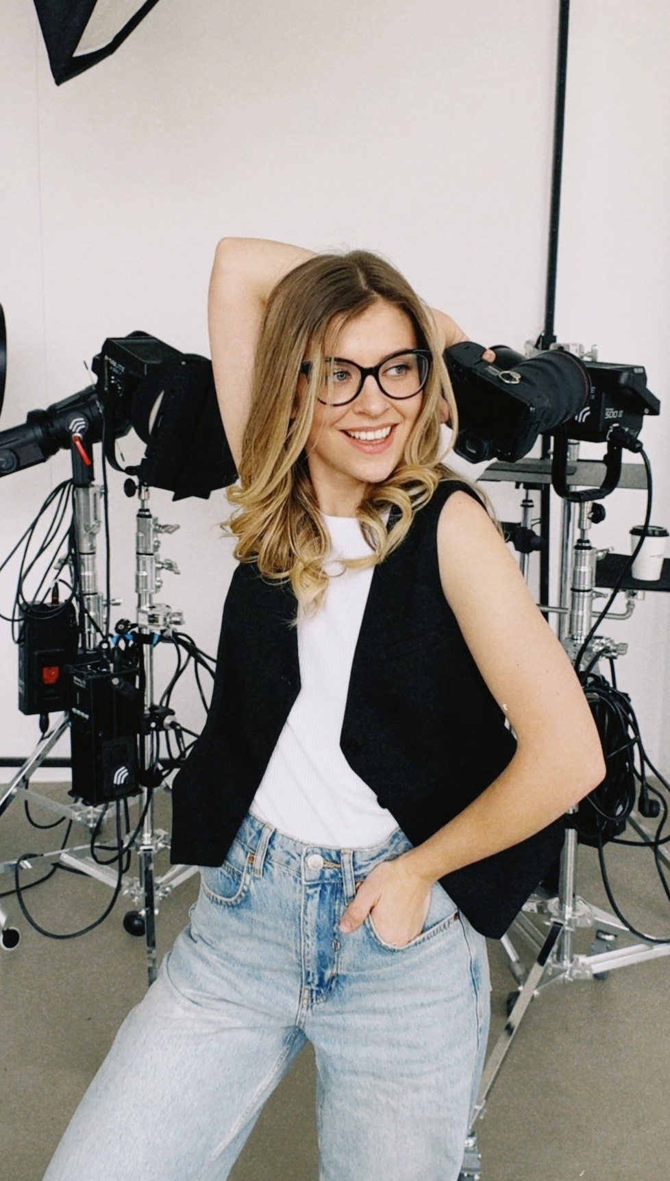 Контакты. Главная