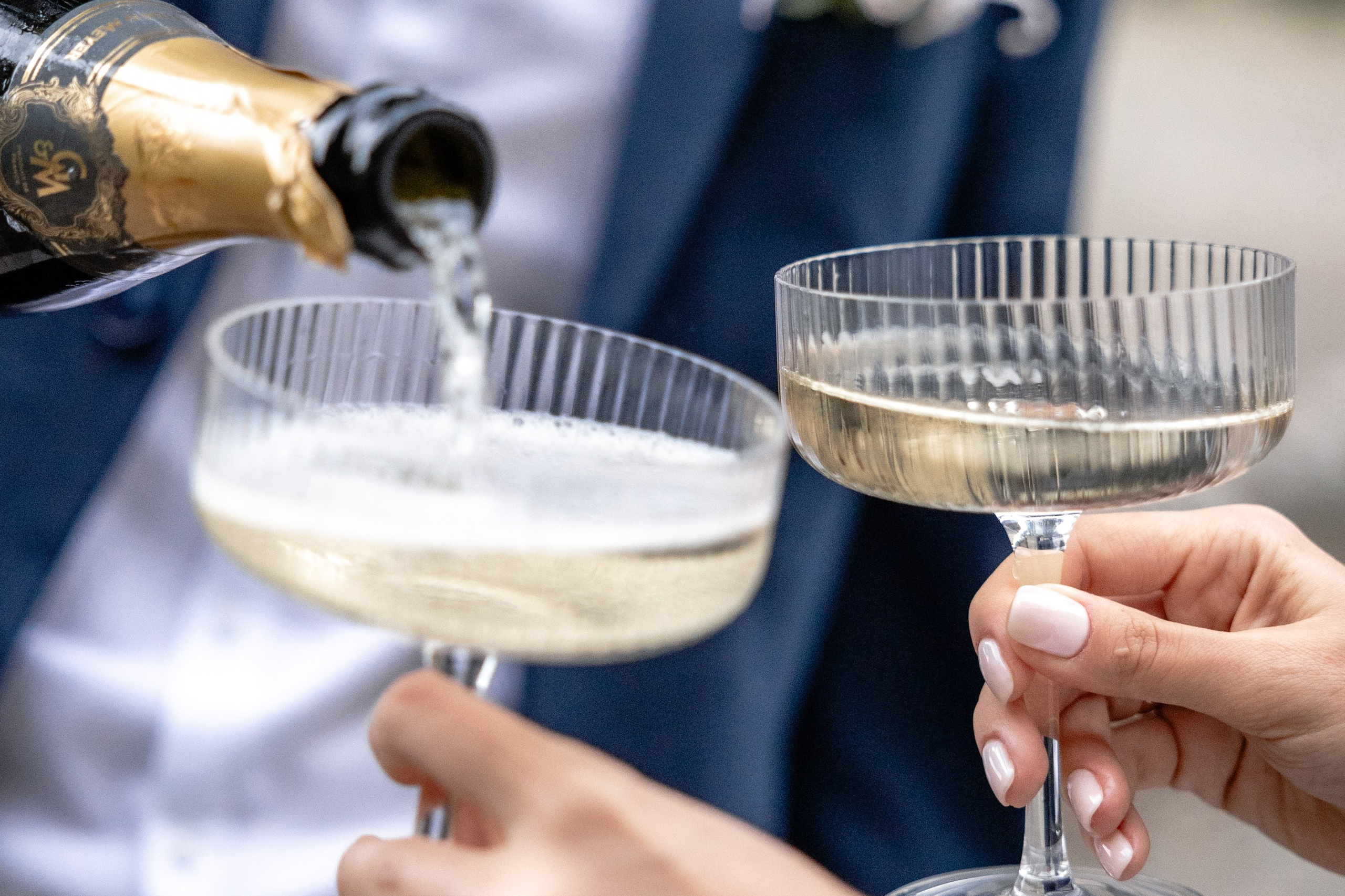 Elopement in Toulouse: A Romantic Getaway in heart of France. Евгения Смирнова — фотограф в Тулузе и юго-западной Франции