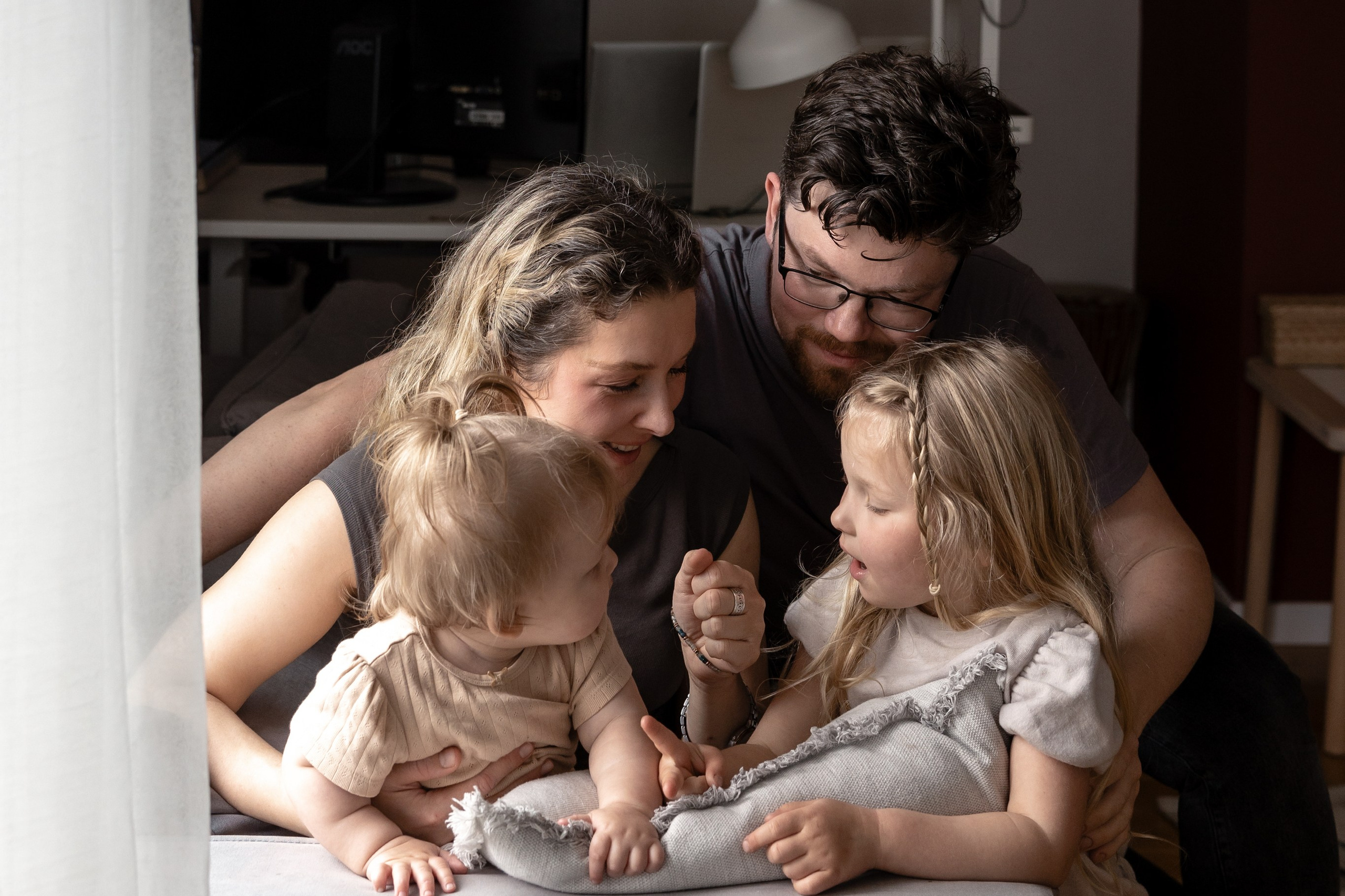 Anna’s Family. Eugenie Smirnova — wedding, corporate and lifestyle photographer in Toulouse and Southwest France