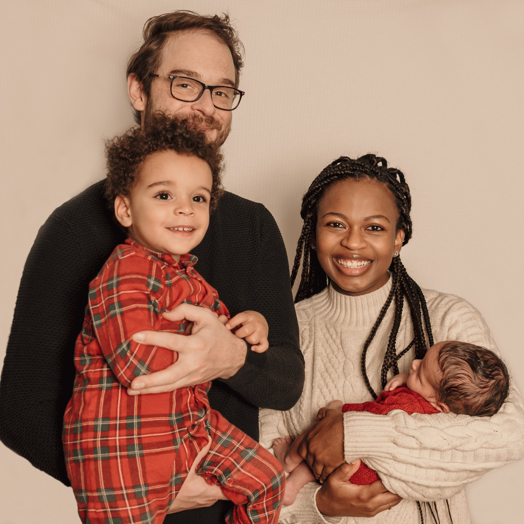 Your Newborn Session. Maternity Newborn and Family photographer Hamburg Claire Hambley