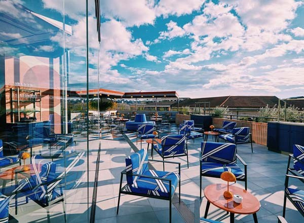 Rome’s Most Enchanting Rooftop Spots. Elizaveta Razumova: Cinematic Photography for Love, Weddings, Portraits & Brands