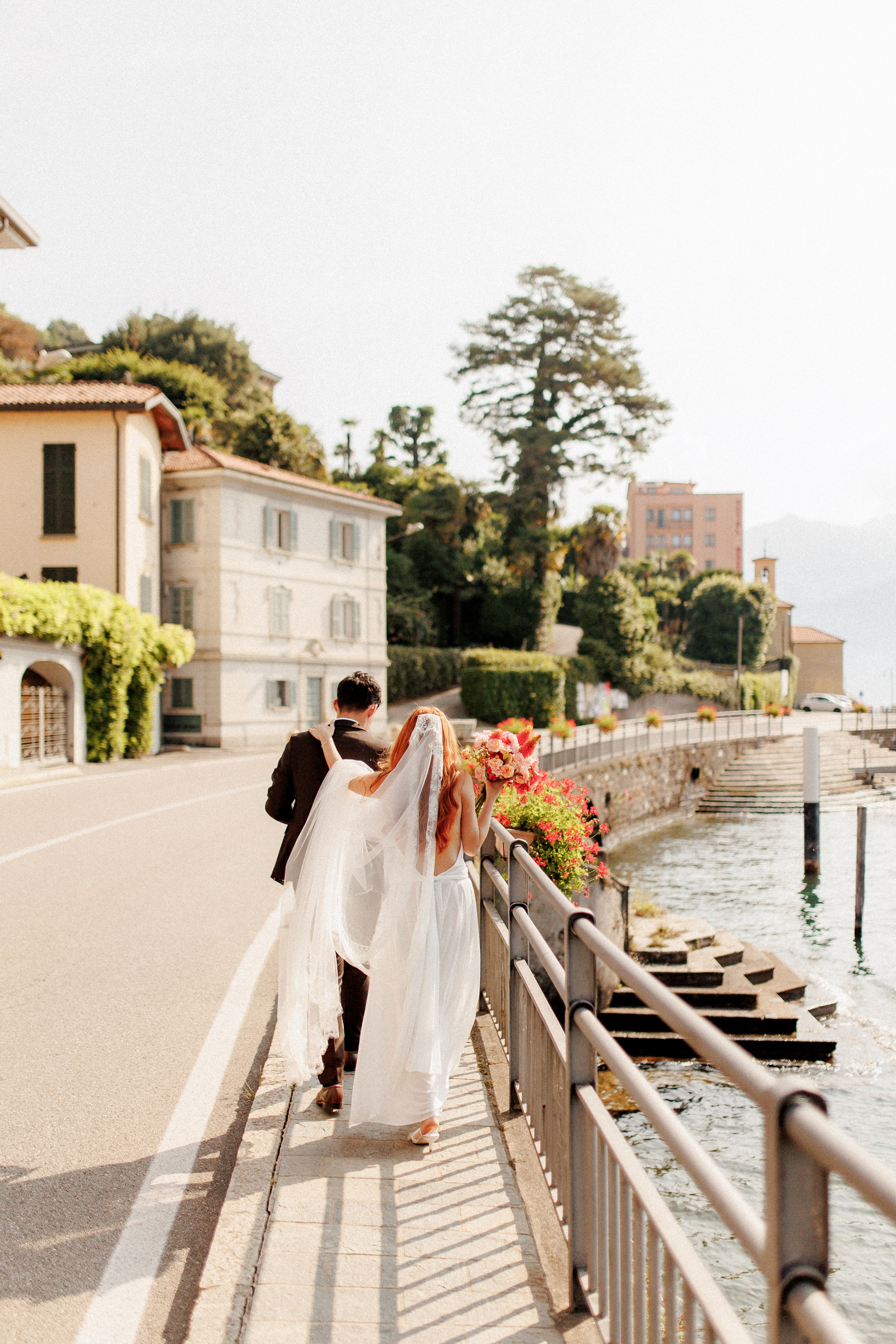 An Early Morning Elopement on Lake Como: A Love Story to Remember. Wedding and Family Photographer Switzerland and Italy. Valeria Diaz
