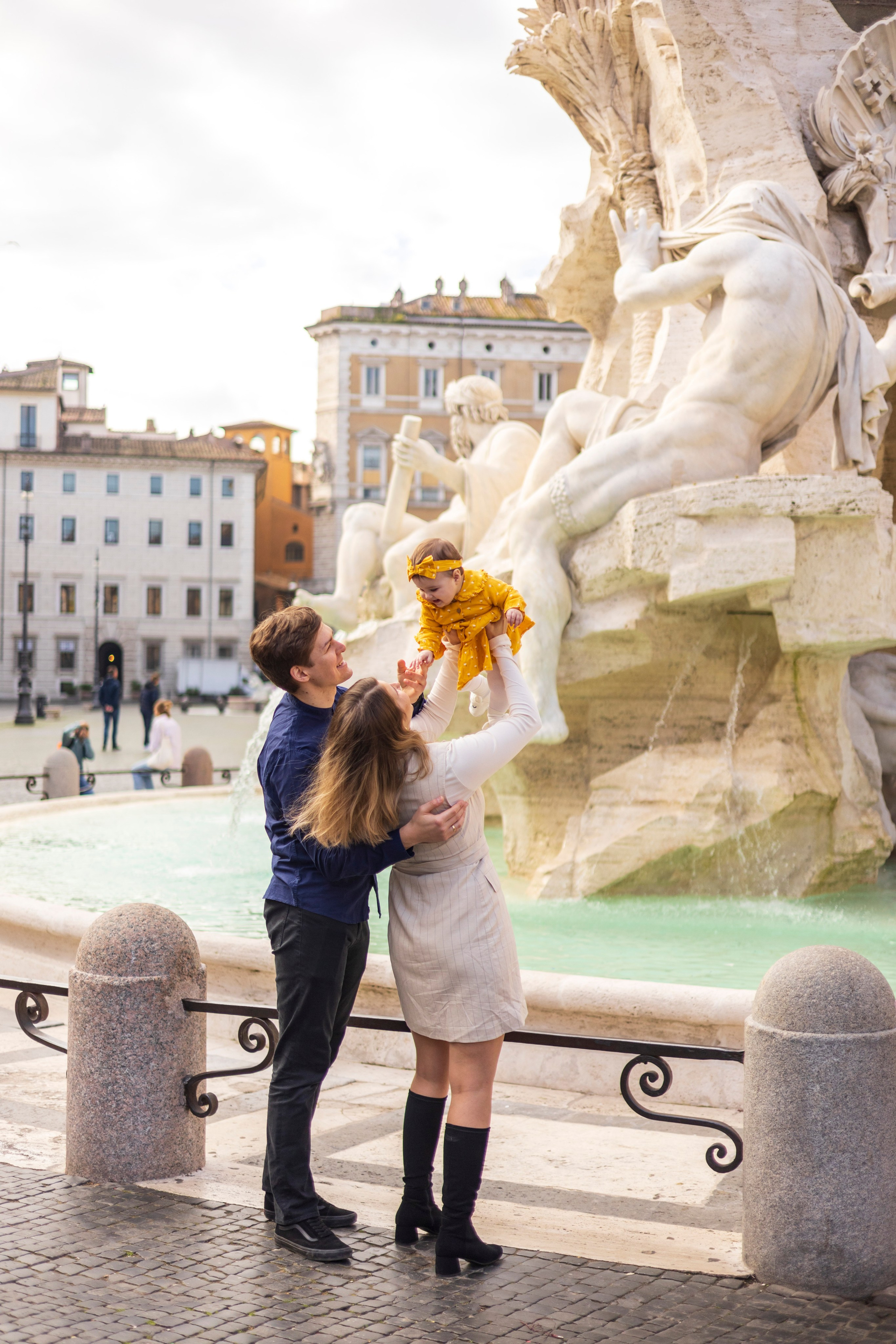 FAMILY. Hi! My name is Irena, and I’m a professional photographer specializing in family photography, love stories, and individual photoshoots