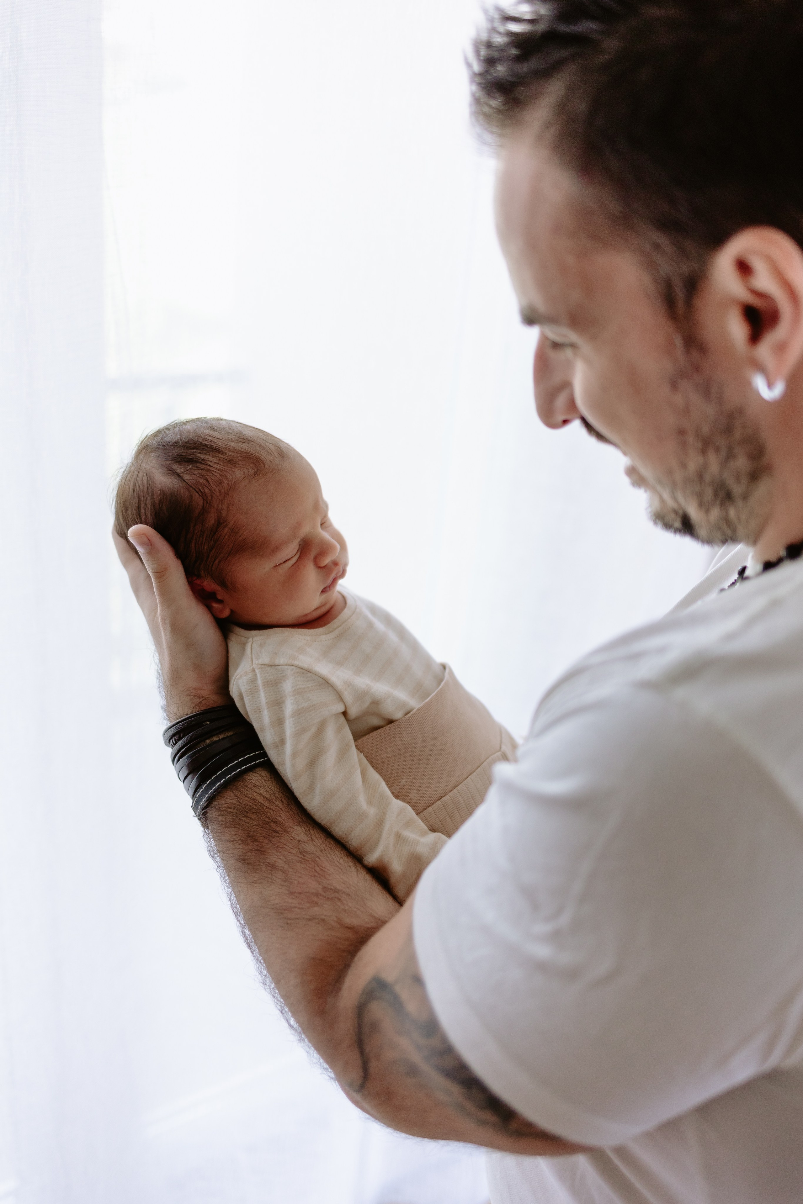 Fotografisanje tek rodjenih beba. Takodje poznato i kao newborn fotografisanje