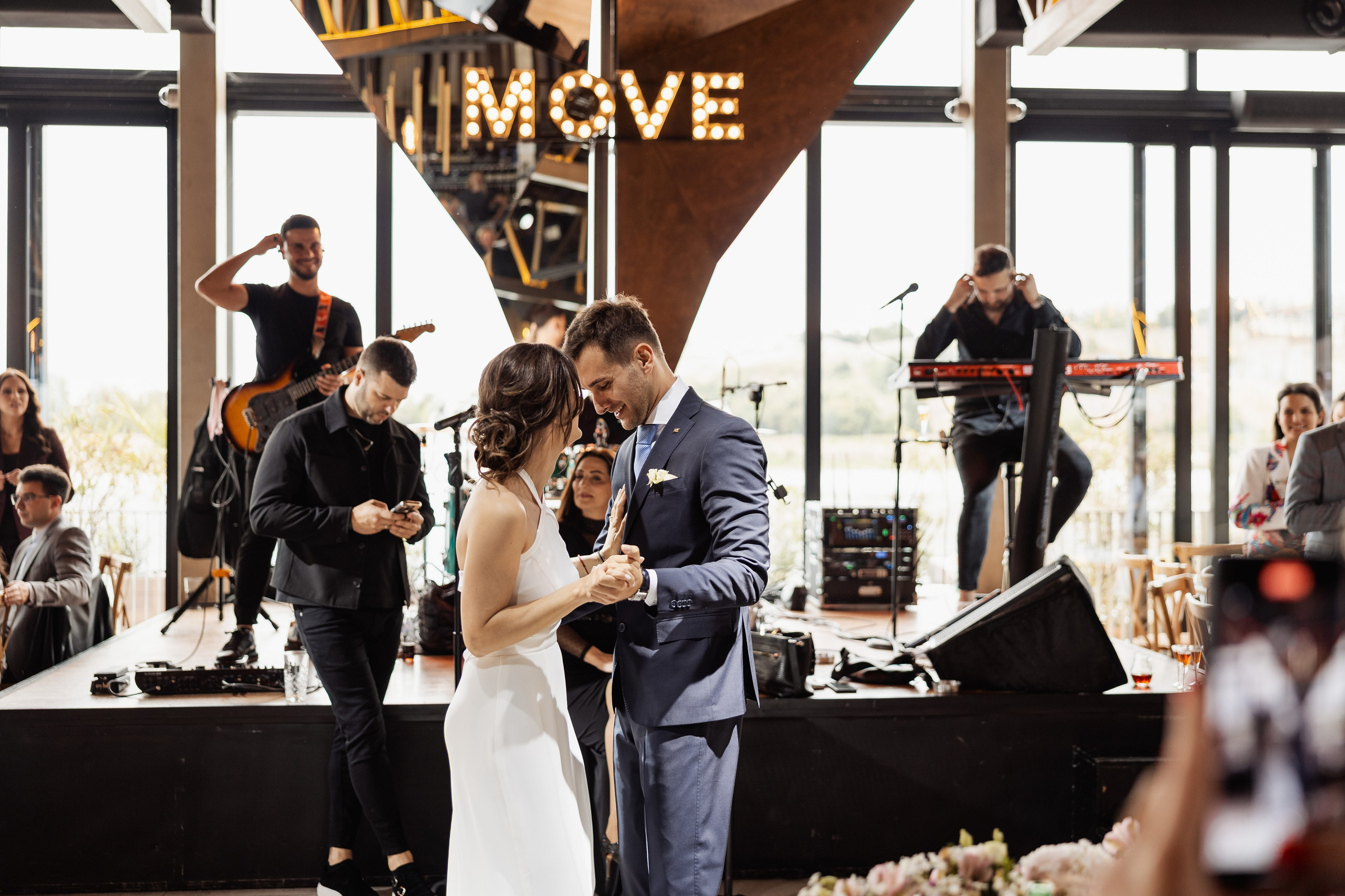 Zašto su spontani trenuci najlepši deo svakog venčanja. Photo Factory Weddings