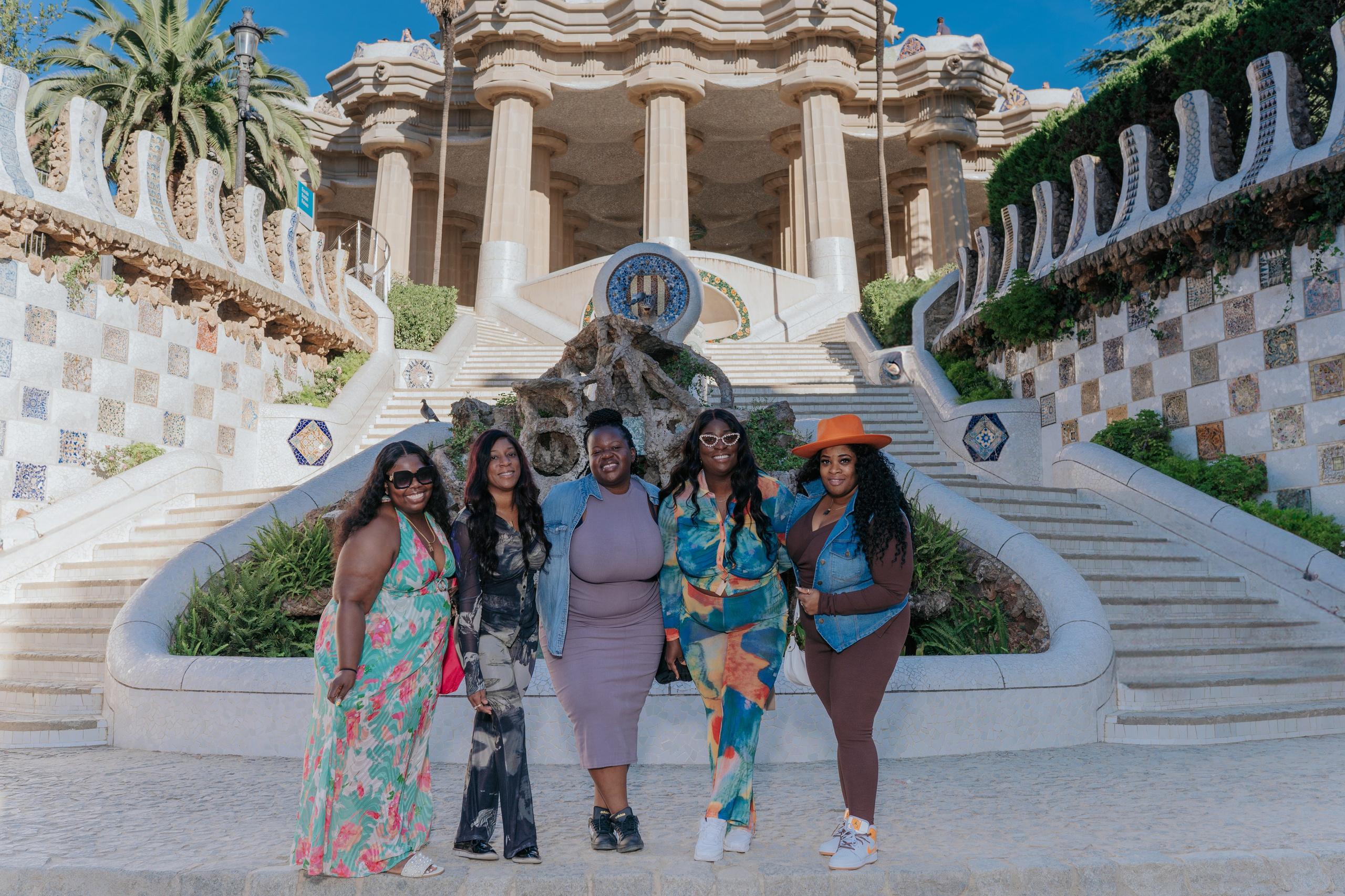 GAUDI. DiaFoto — Wow Photographer in Barcelona | Premium Barcelona Photoshoot Experience