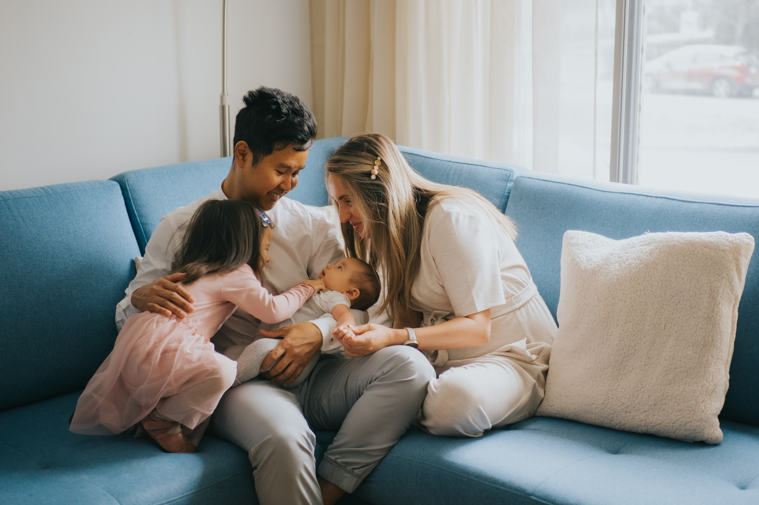 Newborn. Mimosa Studios — Motherhood & Family Photographer in Montreal