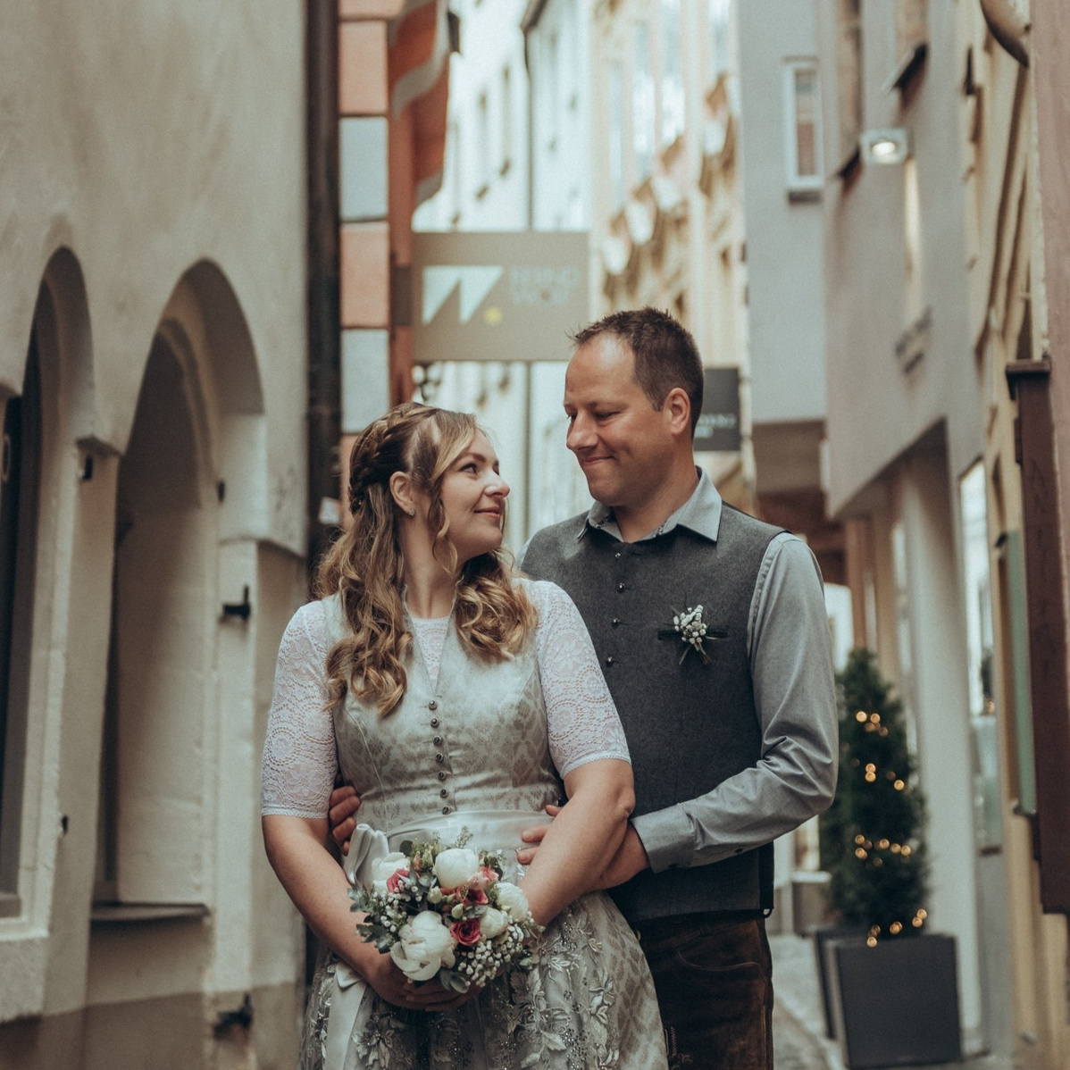 Lily Walter I Hochzeitsfotografin Raum Regensburg I München I Preise und Leistungen. Lily Walter | Hochzeitsfotografin Regensburg | München