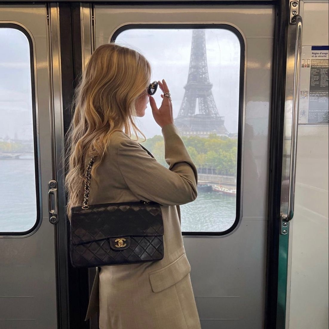Content Trip. Photographer in Paris Yulia Shkadina | Couples, engagement, pre-wedding, individual photo-shoots in Paris at the best locations