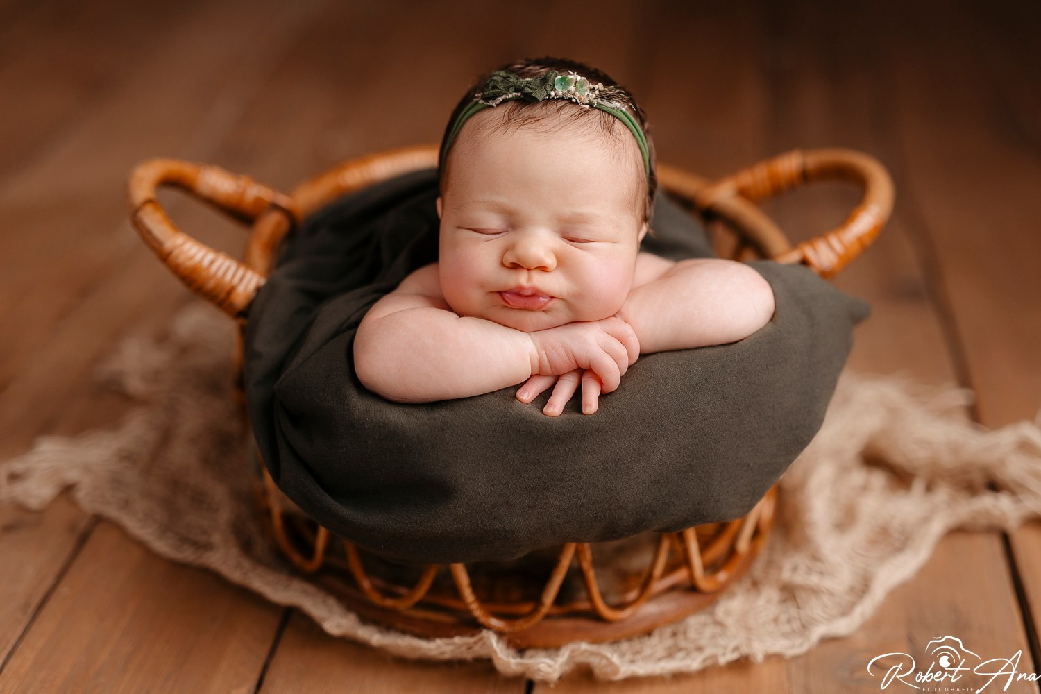 STUDIO FOTO. Robert Blaj - Fotograf Nuntă Iași