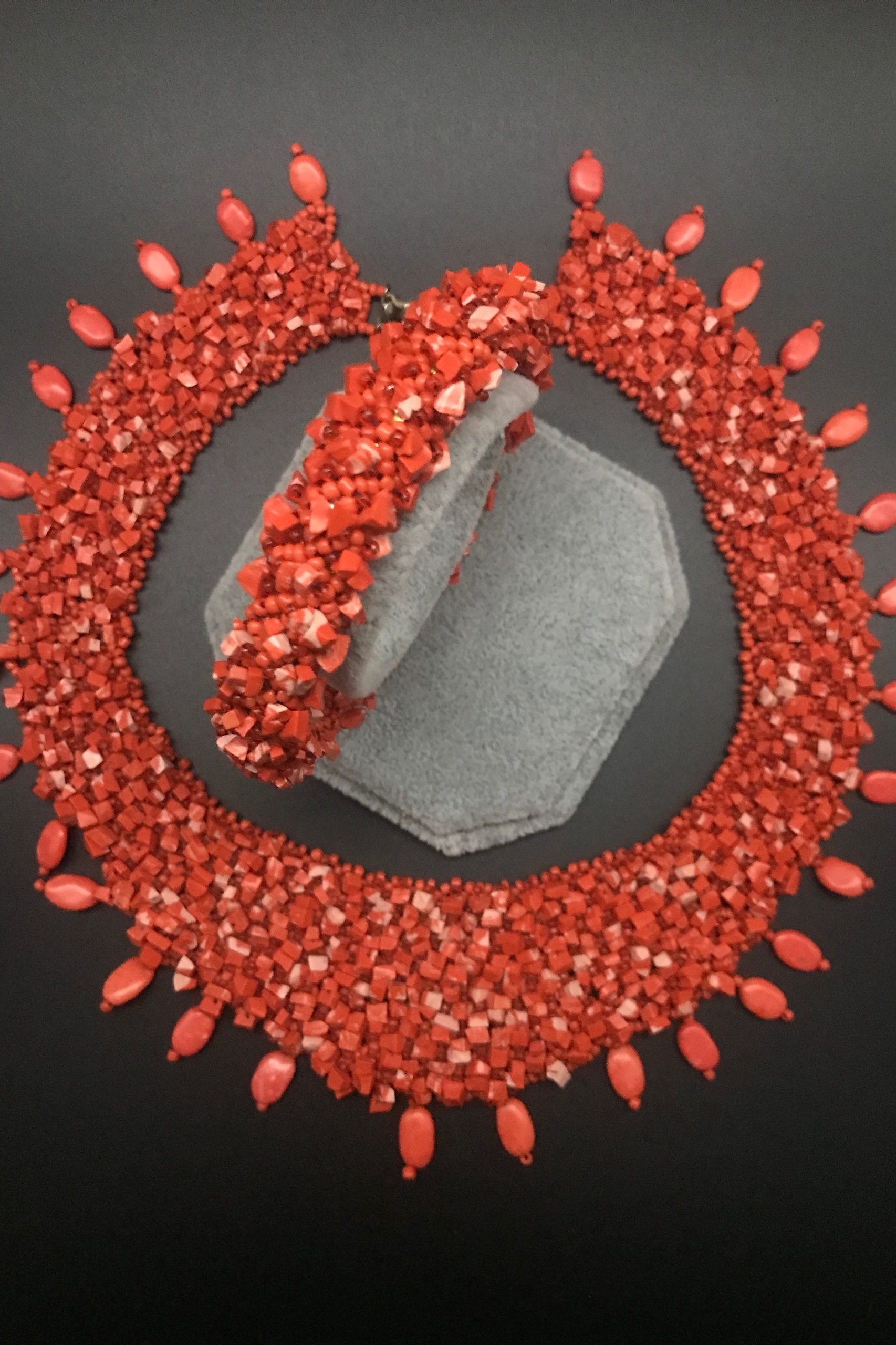 Изделия ручной работы. Уникальные украшения, вышивки, дизайнерские пла. Милок и Кирок это позитивные и реальные персоны из Люксембурга, много