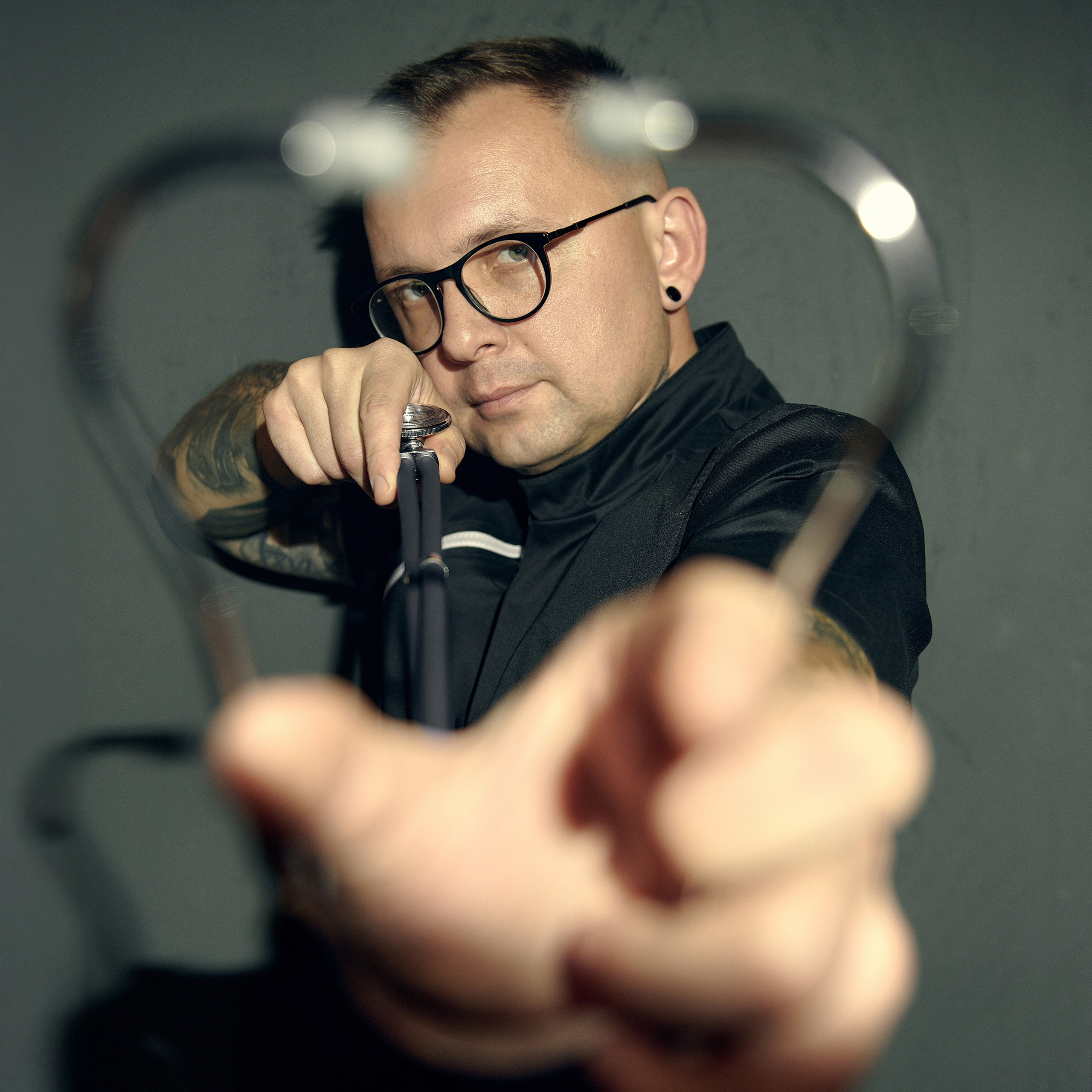 Zdjęcie biznesowe mężczyzny – sesja wizerunkowa Warszawa