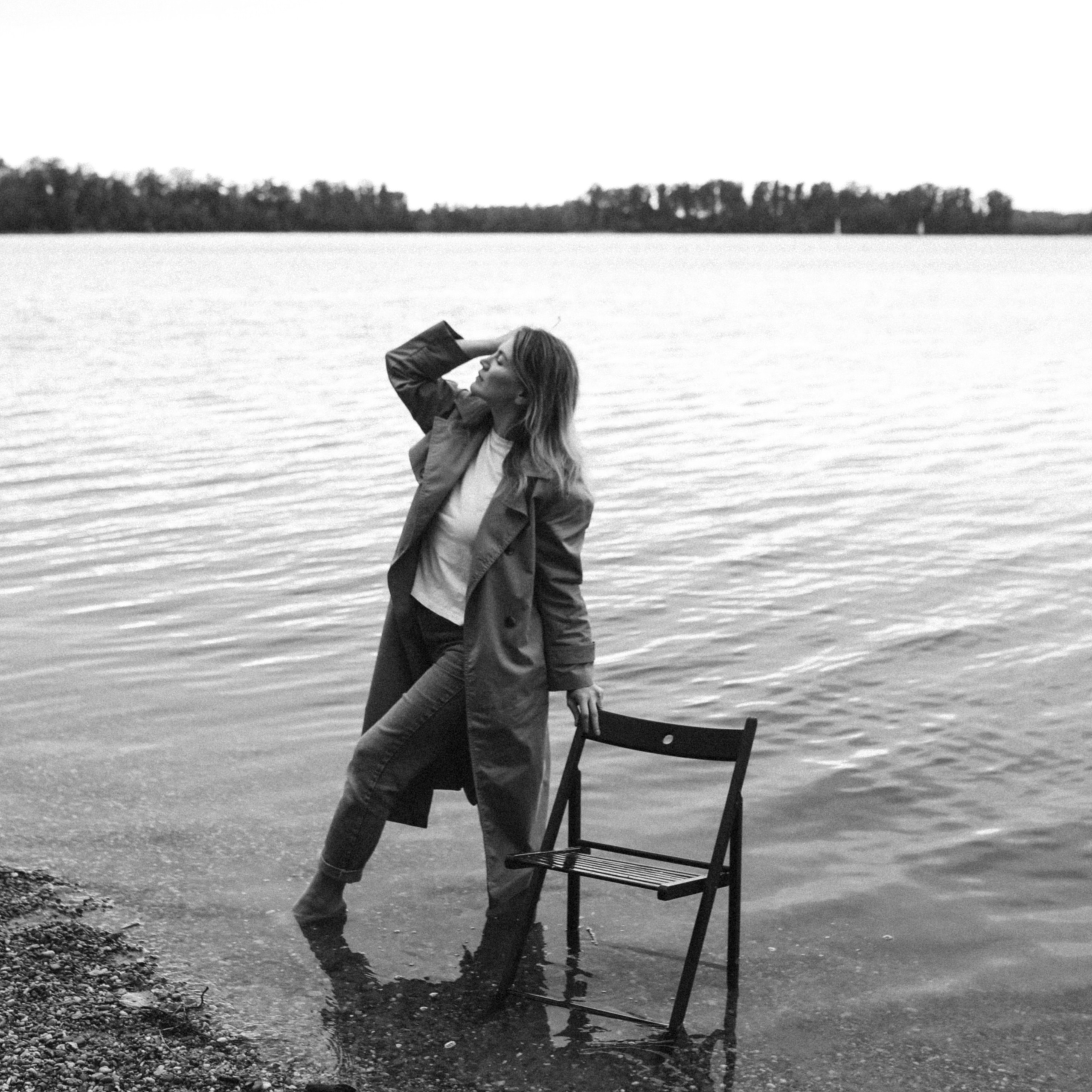 Lifestyle Frauenportrait draußen