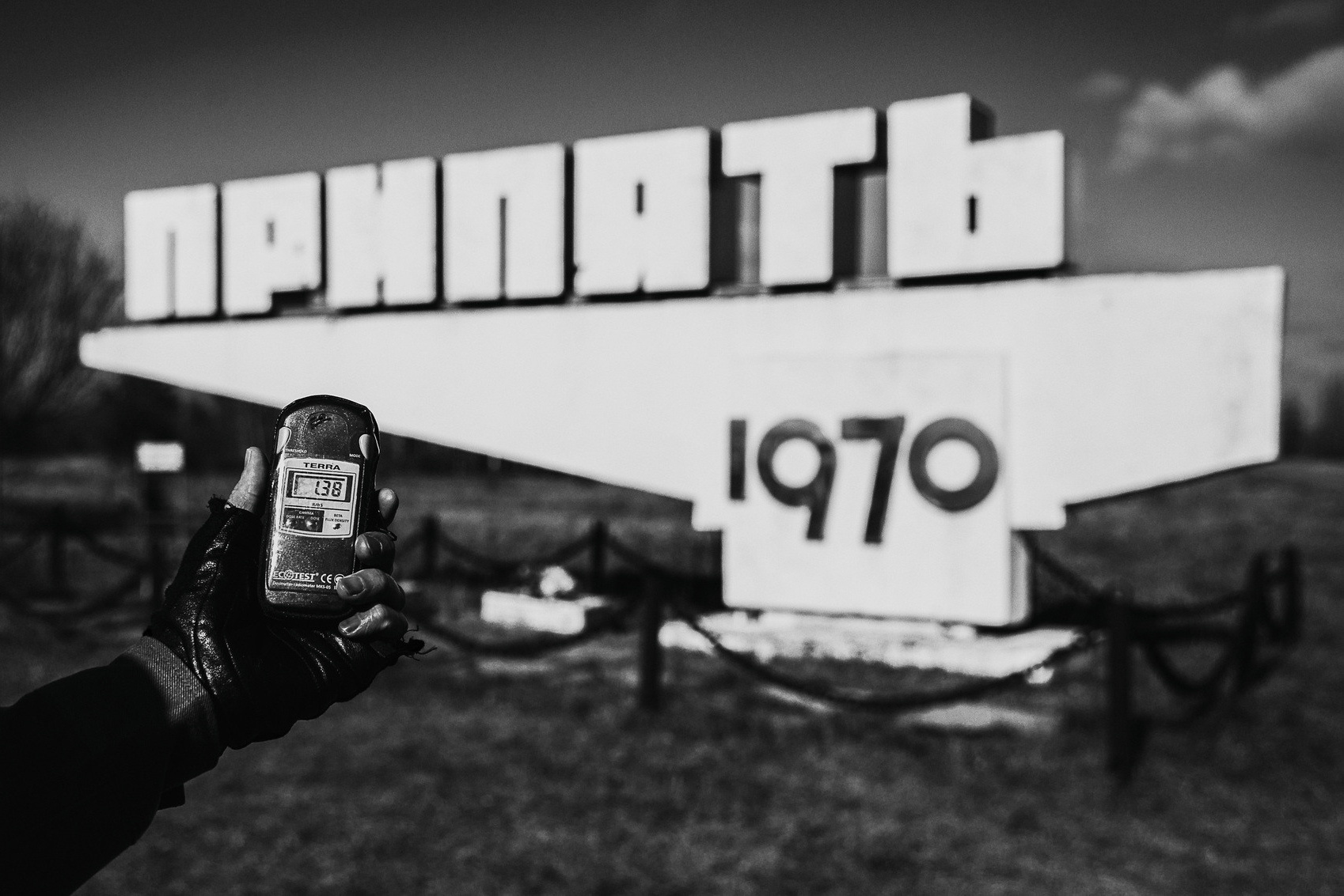 «ОСТАВЛЕННЫЙ» — город Припять после аварии на Чернобыле. Фотограф, коллекционер винтажных открыток и создатель историй на пересечении прошлого и личного. Ирина Дайнакова