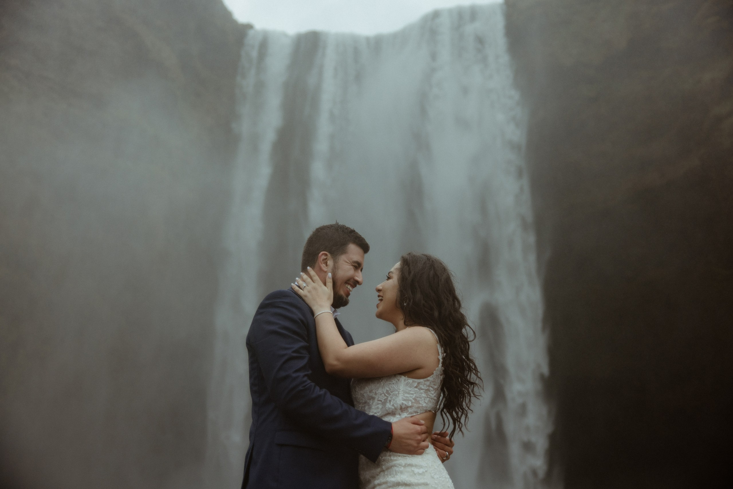 What to pack for Iceland elopement: ultimate Iceland elopement packing list. Iceland elopement photo and video | Nikolaichik Photo