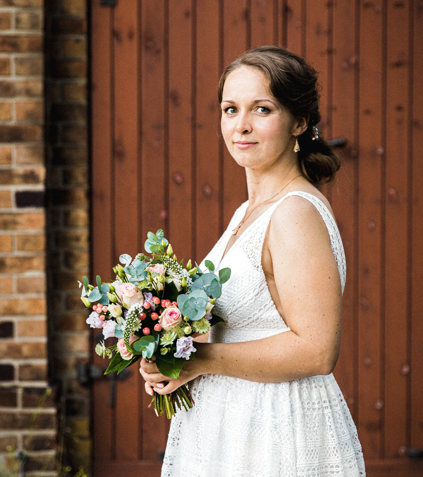 eleganter, moderner Brautstrauß