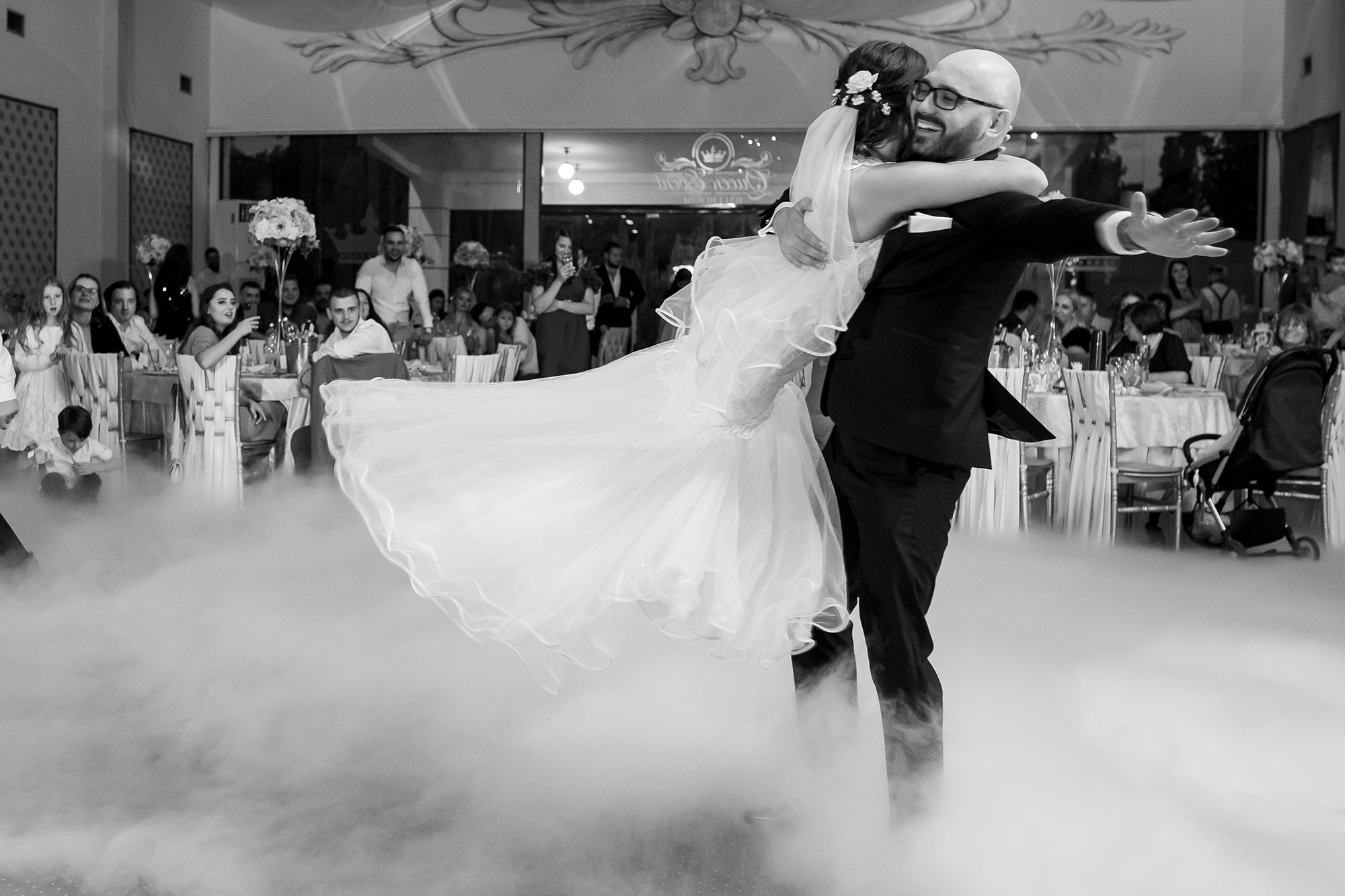 Fotografii Nunta. MGA STUDIO ART — Fotograf evenimente