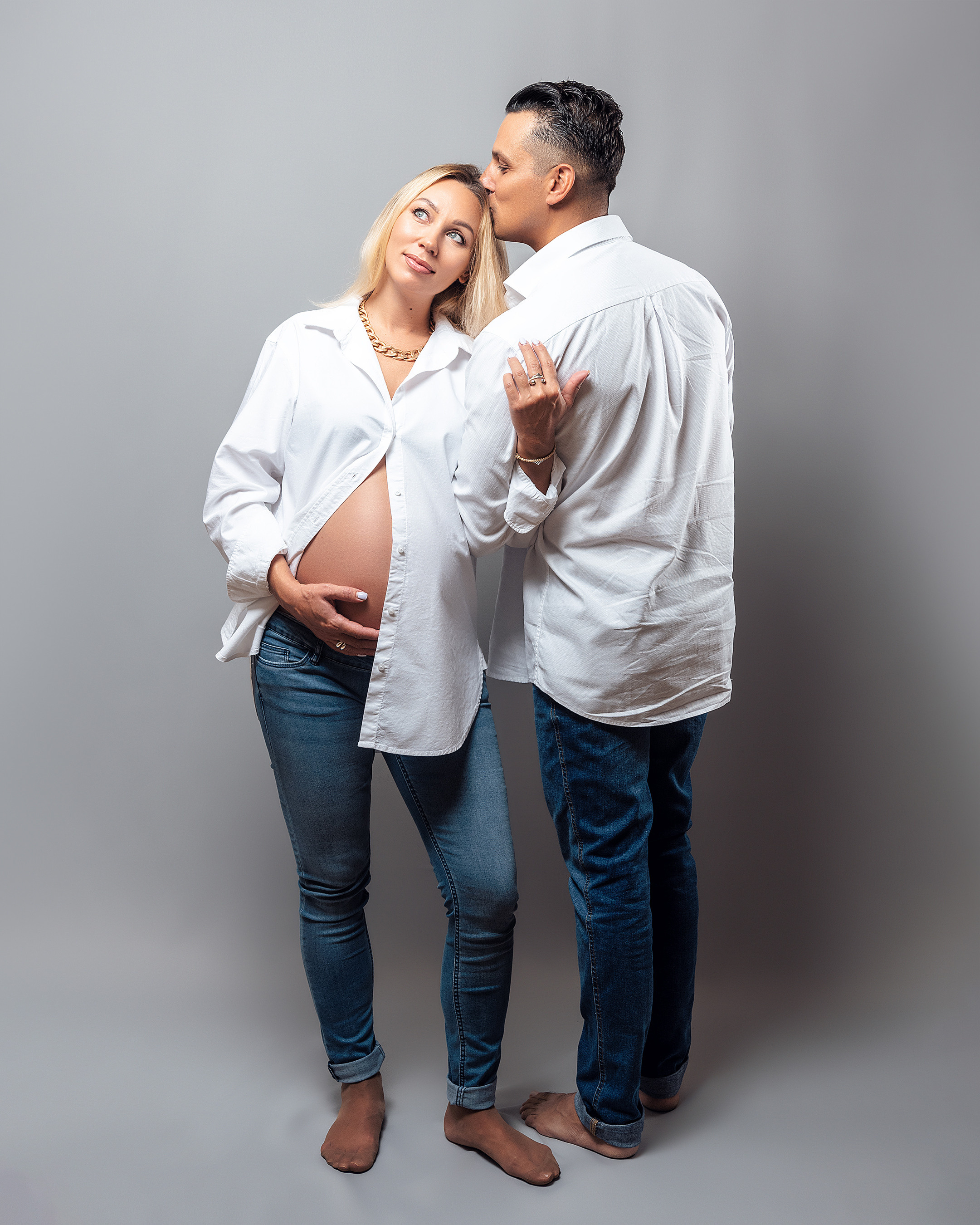 Photosessions for pregnant. Photographer Crete | Portrait Photographer | Evgenios Paopano