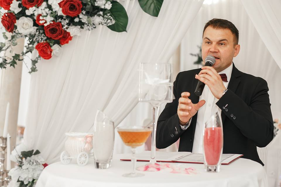 Ведущий на свадьбу Германия. Ведущий счастливых свадеб в Кишинев