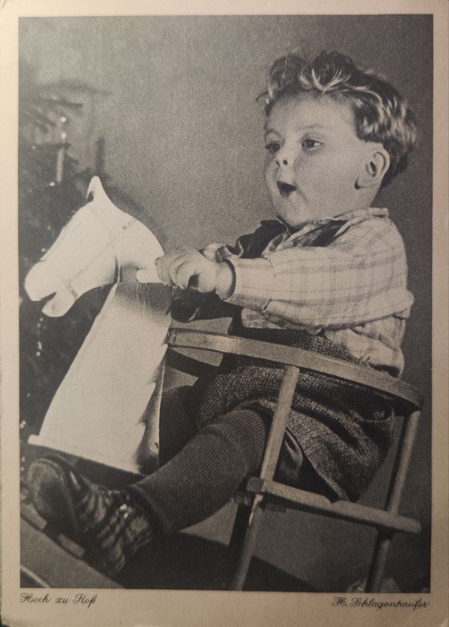 Старинные почтовые открытки и мои истории о них. Фотограф, коллекционер винтажных открыток и создатель историй на пересечении прошлого и личного. Ирина Дайнакова