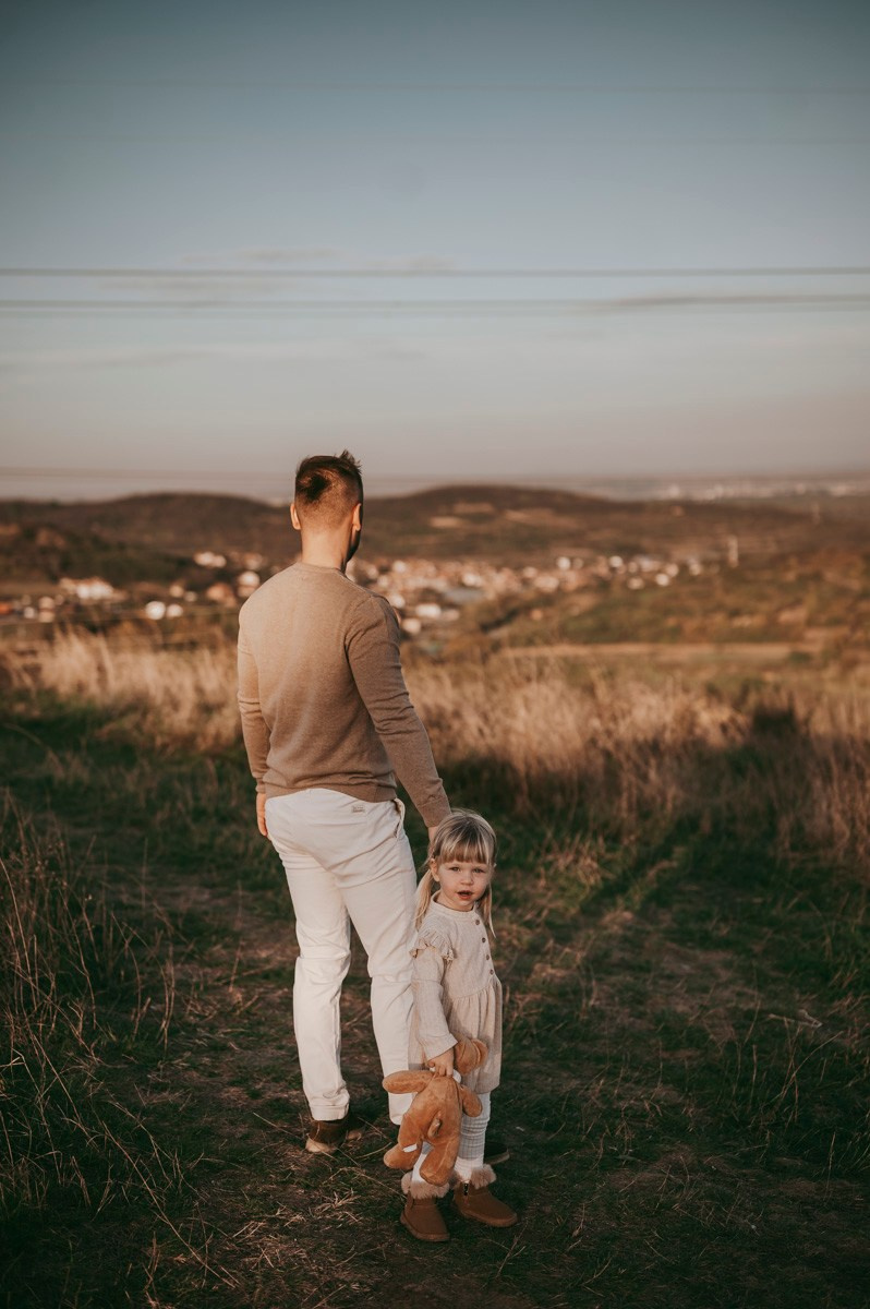 Milena / trudnicko fotografisanje sa porodicom. Deciji i porodicni fotograf u Beogradu Oksana Skendzic