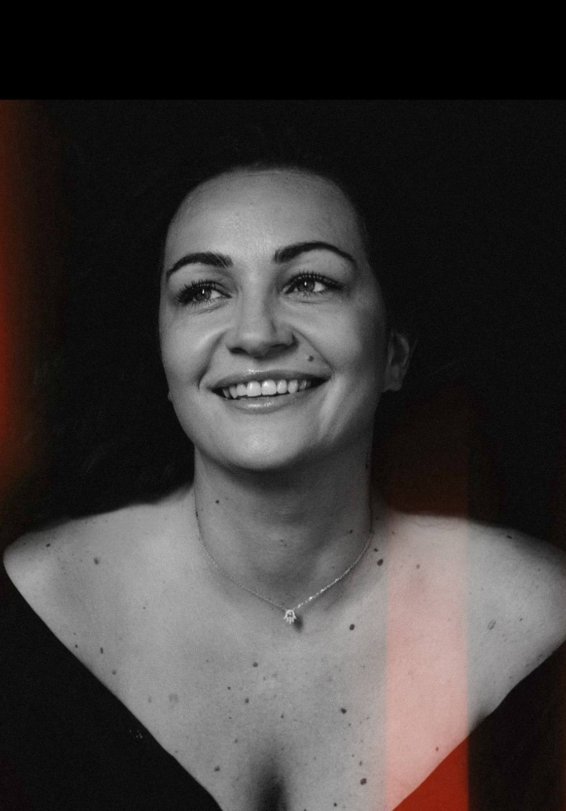 Femininity. Jelena Toome freelance photographer from Glasgow