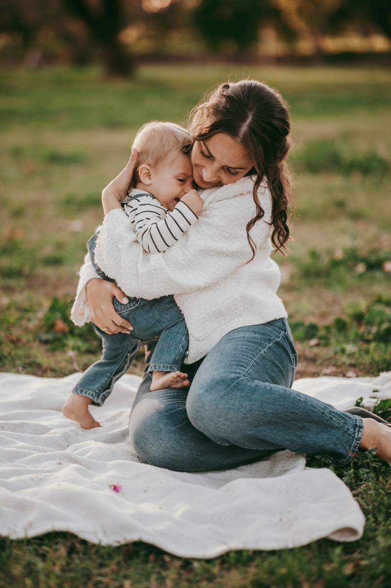 Aleksandra, Filip, Lion i Luka / PORODICNOFOTOGRAFISANJE napolju. Deciji i porodicni fotograf u Beogradu Oksana Skendzic