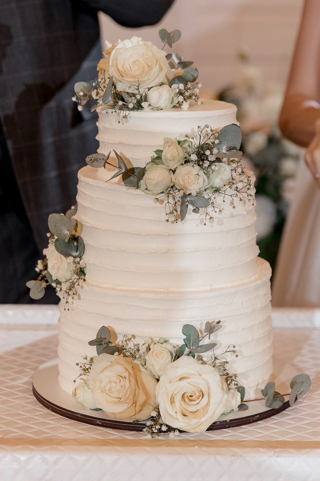 Wedding cake close up, by Bude, Cornwall reportage photographer.