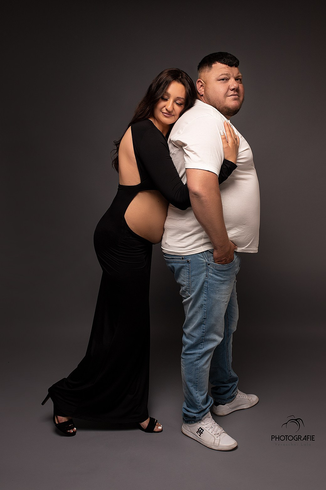 BABYBAUCH. Neugeboren und Babybauchfotoshooting in Cloppenburg