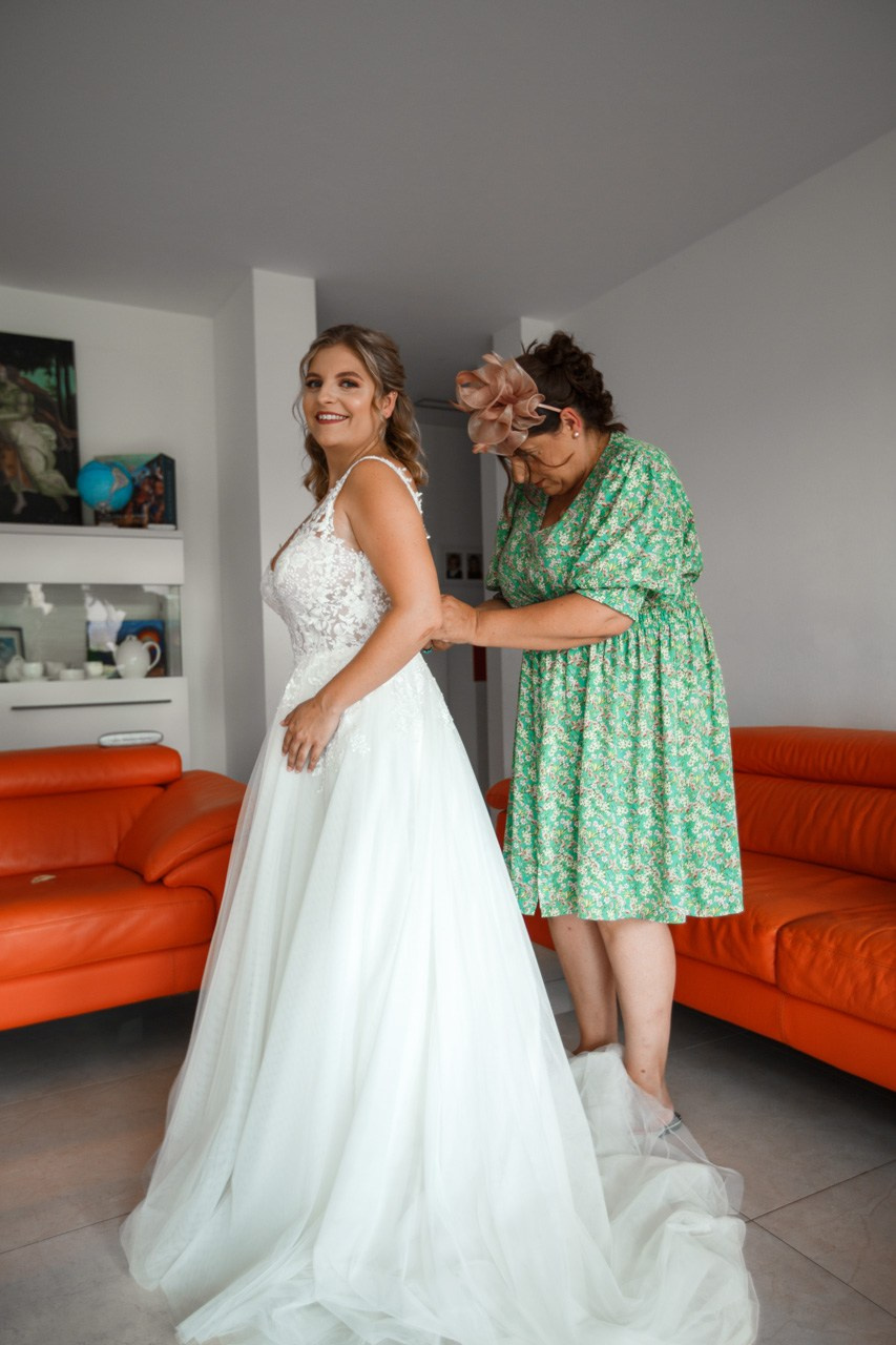 Kirchliche Hochzeit Rheinterrassen Karlsruhe – Noelia & Timo | Hochzeitsfotograf & Videograf