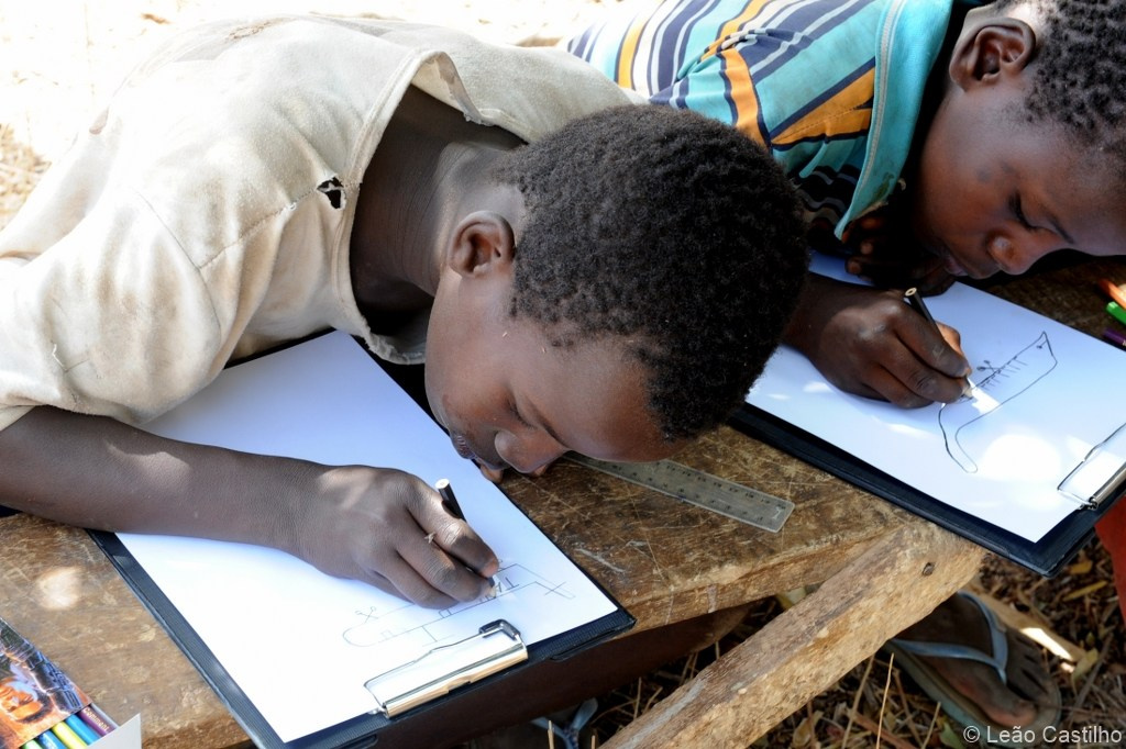 Photos of volunteer work at Senegal. Simbahalu