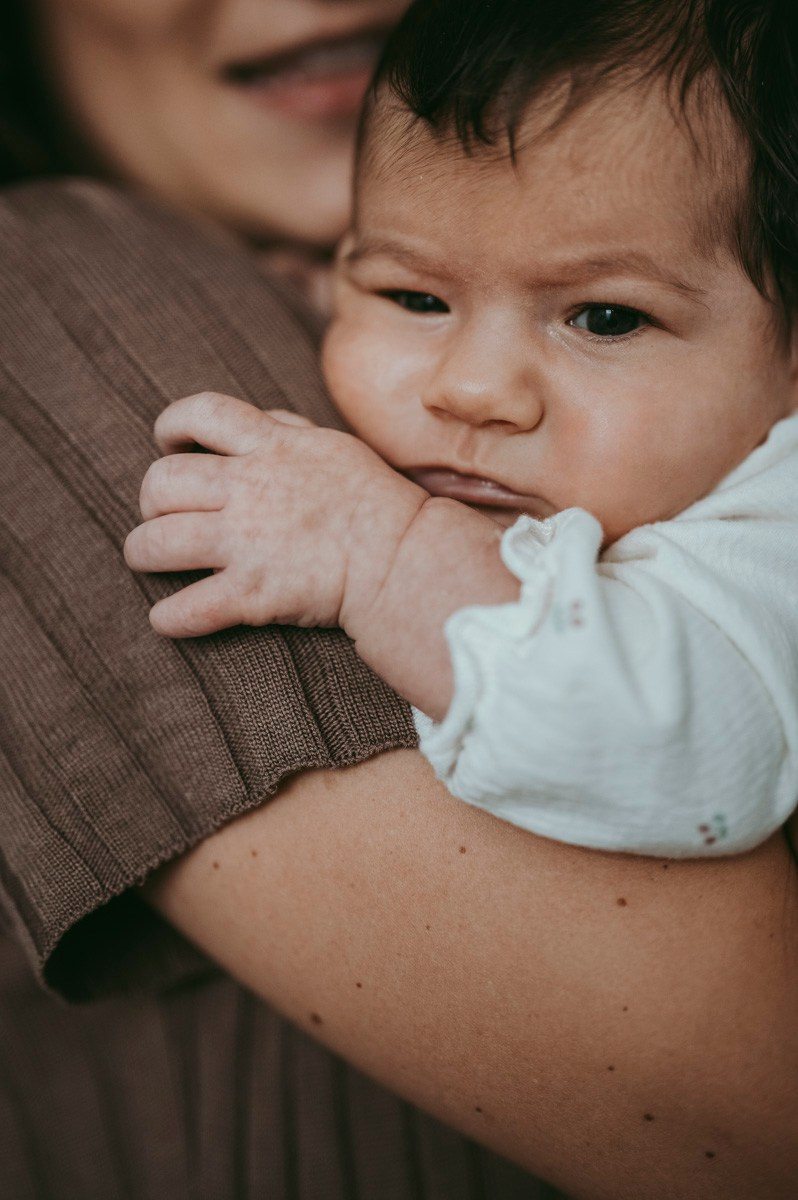 Katarina, Dejan, Petra i Julija / porodicno fotografisanje kod kuce. Deciji i porodicni fotograf u Beogradu Oksana Skendzic