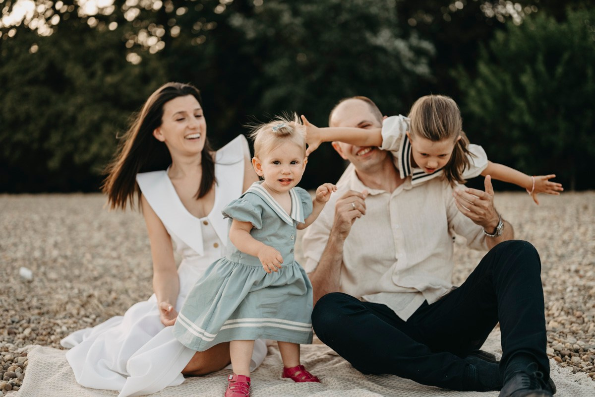 Panici / porodicno fotografisanje napolju. Deciji i porodicni fotograf u Beogradu Oksana Skendzic