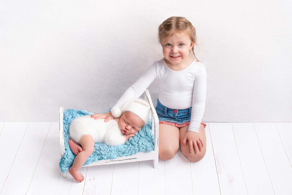 Sesja noworodkowa z rodzicami i rodzeństwem - Natalia Lucko