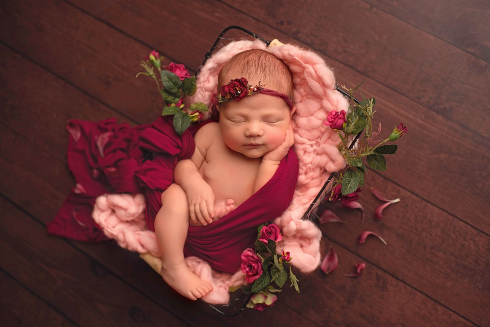 Sesja noworodkowa dla dziewczynki w Trójmieście - Natalia Lucko