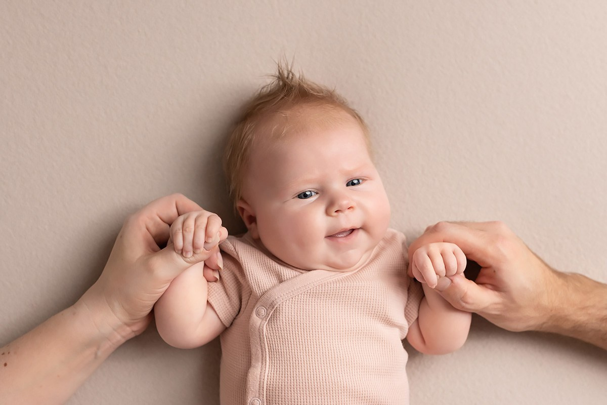 Babys von 3 bis 9 Monaten. Neugeborenenfotografie, Babyfotografie in Düsseldorf und Umgebung