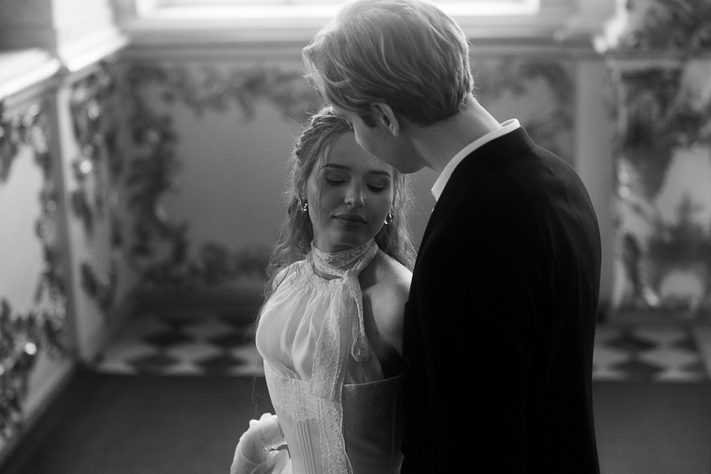 Anna & David (Hochzeitsfotoshooting im Museum). Familien & Hochzeitfotografin Nadja Holzmann