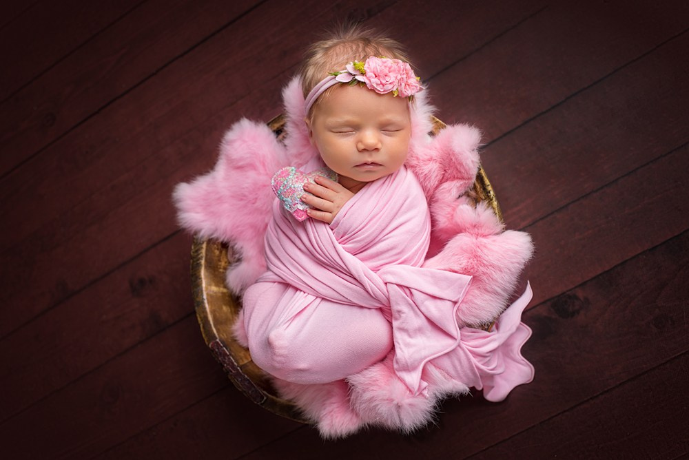 Sesja noworodkowa dla dziewczynki w Trójmieście - Natalia Lucko