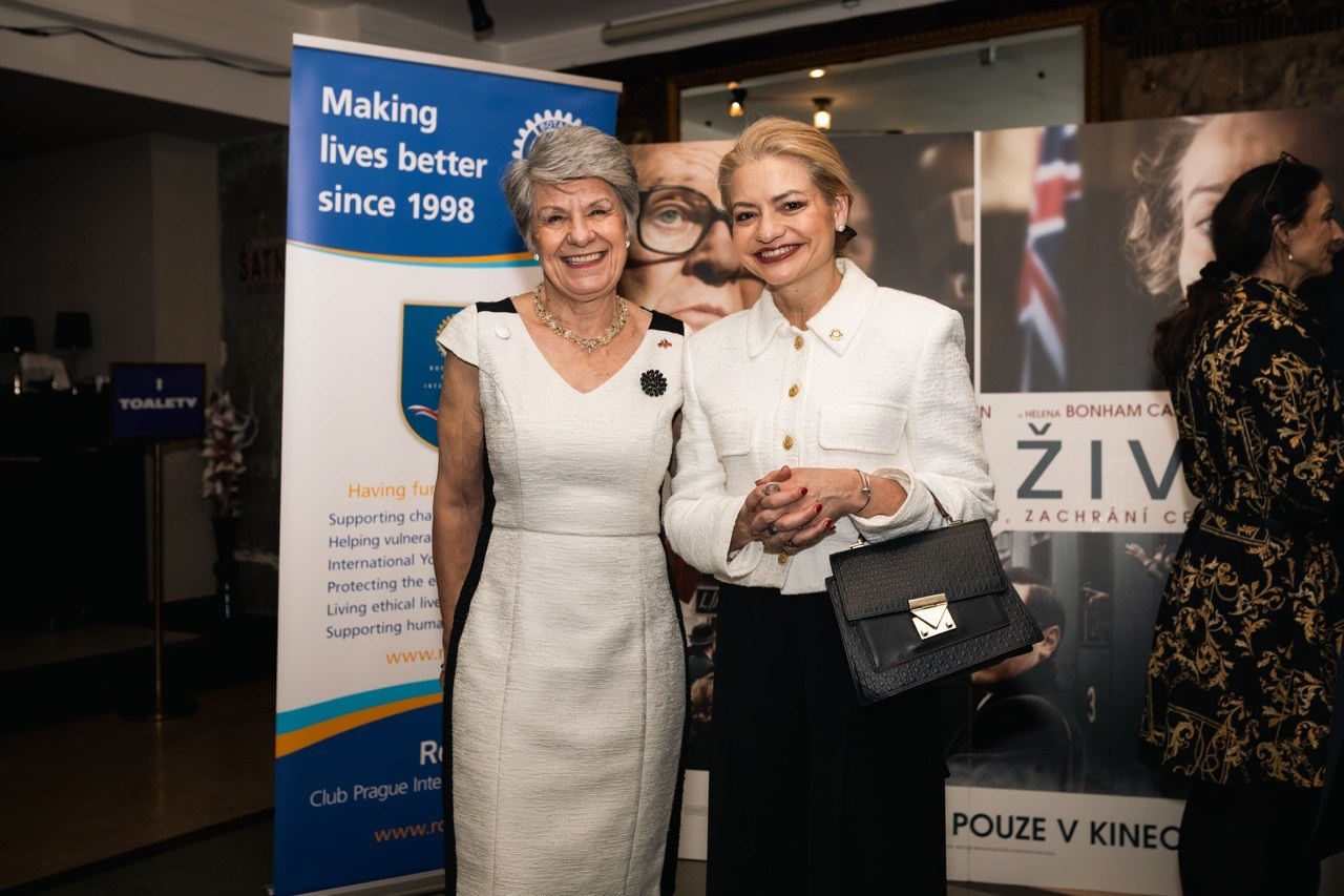 Dana Lišková - Eventová fotografka Praha - event fotografie - firemní akce - byznys portrét - korporátní fotografie 