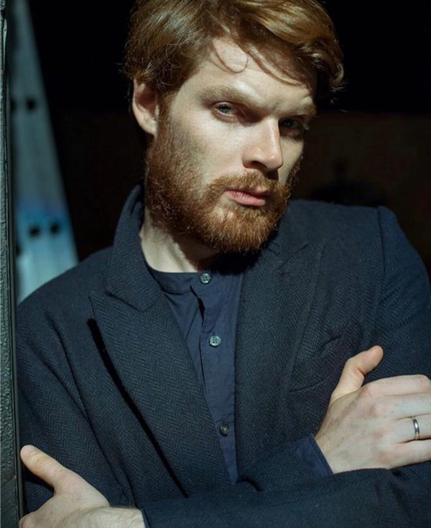 COMMERCIAL. Irène Shkoda