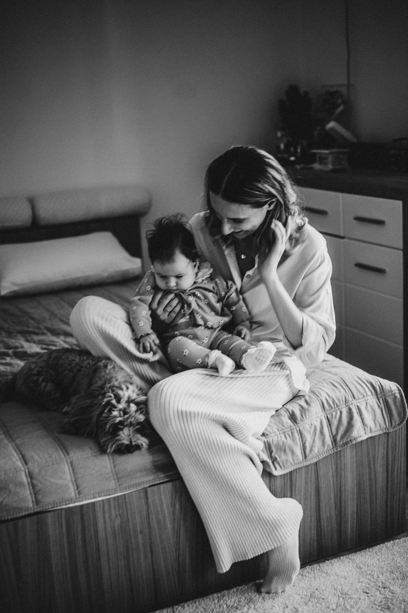 Katarina, Marko i Elena / porodicno fotografisanje kod kuce. Deciji i porodicni fotograf u Beogradu Oksana Skendzic