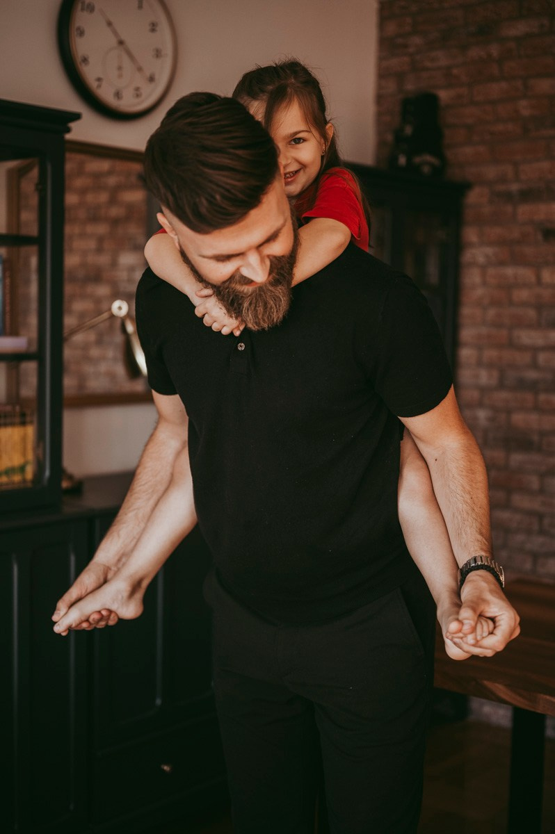 Dobro dosao, Jakove / porodicno fotografisanje kod kuce. Deciji i porodicni fotograf u Beogradu Oksana Skendzic